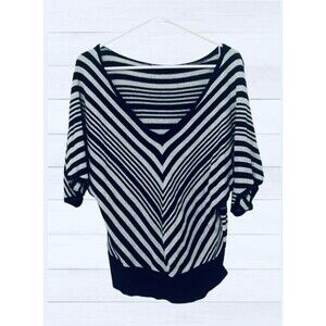 Women’s Clothing Sweater V Neck Top Black Stripe Size Medium